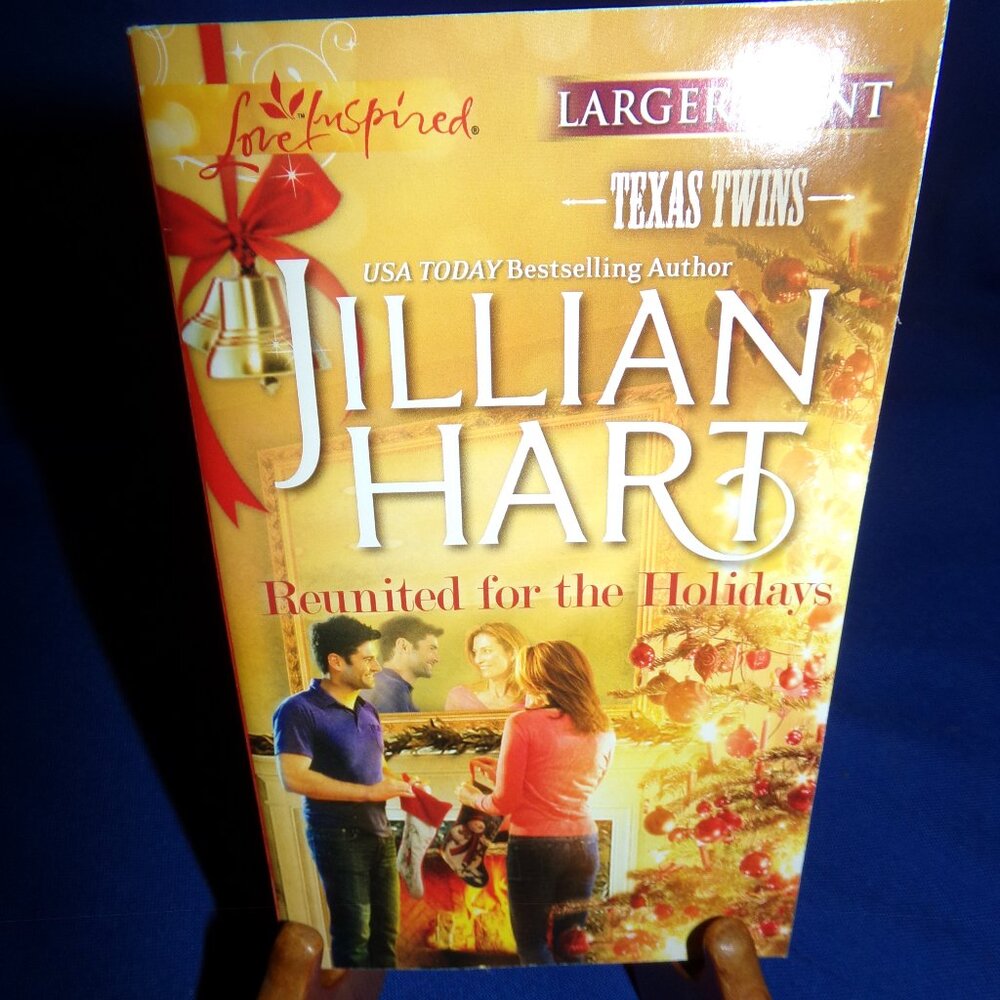 Love Inspired Reunited For The Holidays by Jillian Hart - Large Print